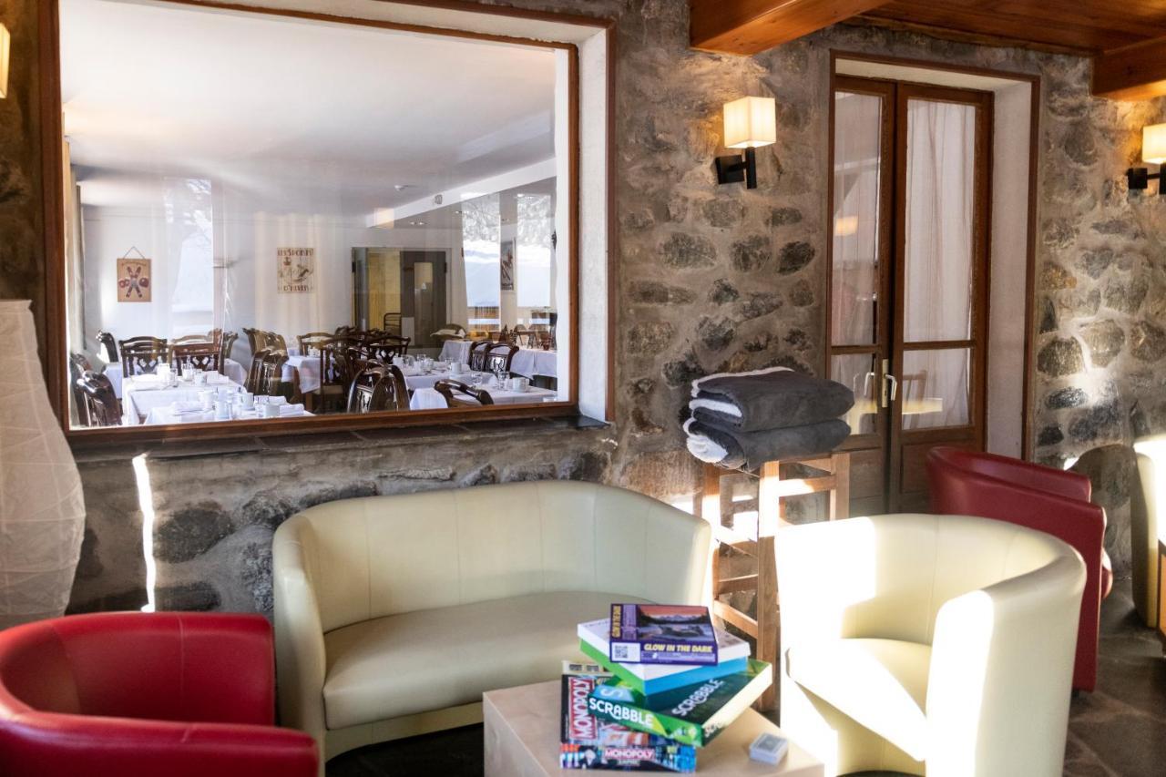 Hotel Le Genepi Мерибель Экстерьер фото