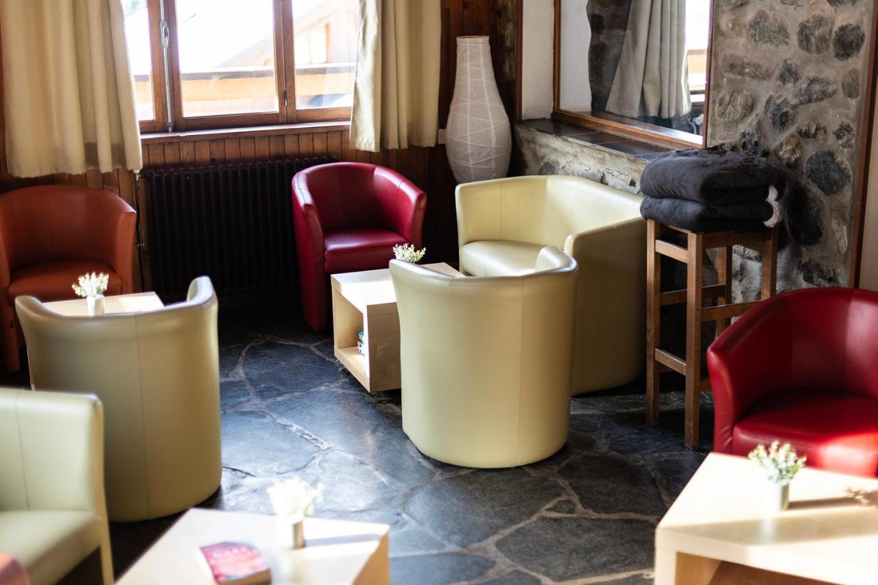 Hotel Le Genepi Мерибель Экстерьер фото