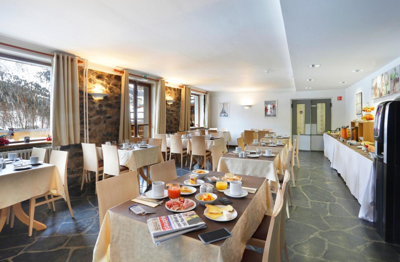 Hotel Le Genepi Мерибель Экстерьер фото